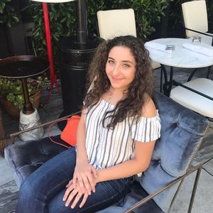 Meet your Posher, Deanna